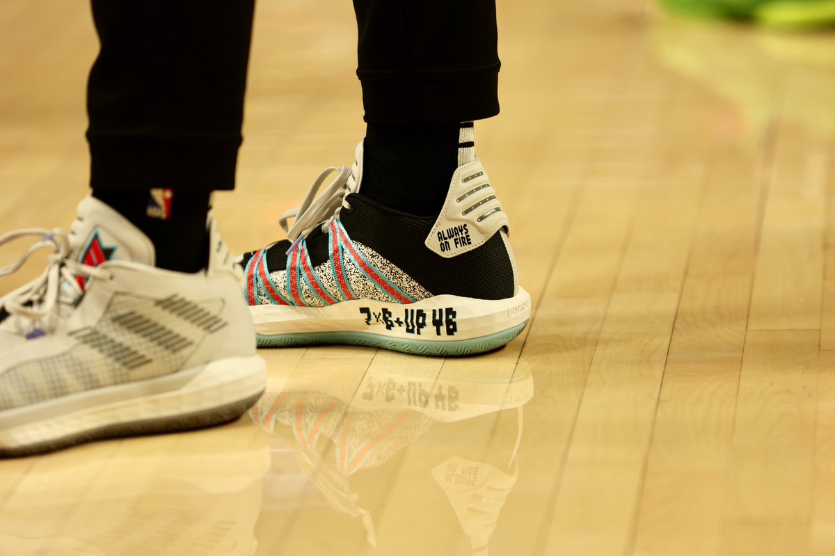 A little throwback for the home opener. @Dame_Lillard warming up in @adidasHoops Dame 6 from“Always On Fire”