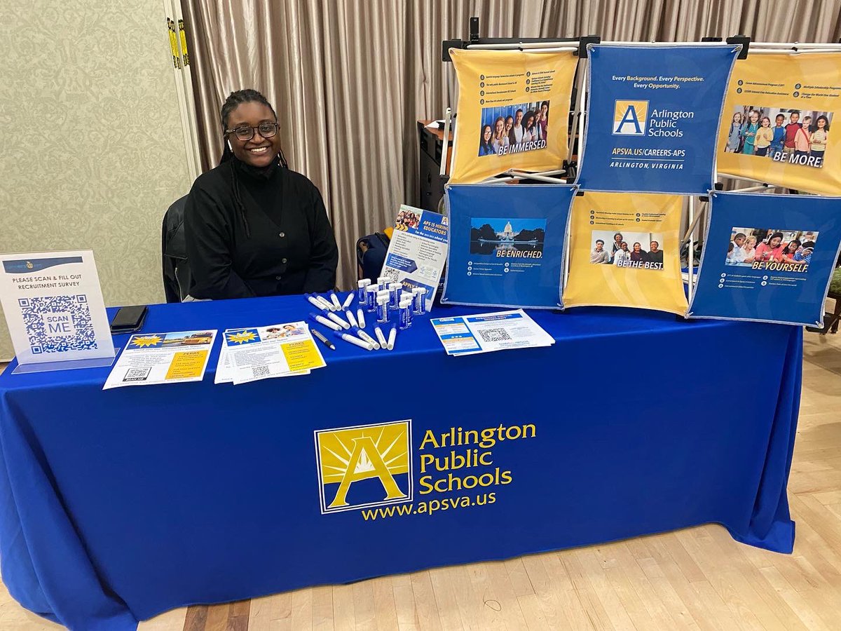 PLTucker3's tweet photo. We had a great time at the @longwoodu Graduate Fair this week meeting future Arlington Employees! @ApsTalent #apscareers #teacharlington https://t.co/mT6HLKsaj7