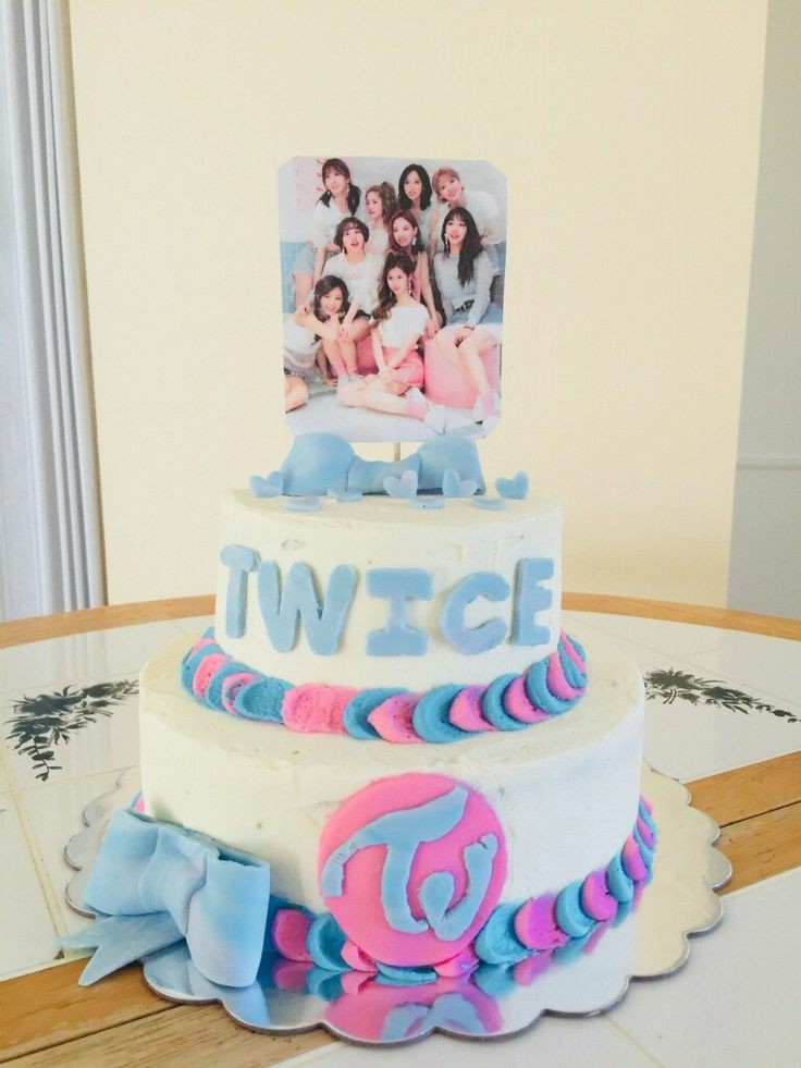 calaemiteas's tweet photo. ㅤㅤ

“Ahem.” Berdeham sejenak. Gugup. “Se ... selamat ulang tahun, @asatemaram. Semoga apa yang kamu inginkan dapat terwujud semua ya.”

“Oh iya, ini. Aku tau kamu suka twice, makanya aku pikir hadiah bertemakan twice begini pas buat kamu. Aku harap kamu .... suka?”

ㅤㅤ https://t.co/6GOjucfJQo