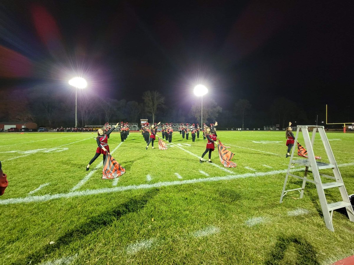 CVBand_Boosters's tweet photo. After a busy week at the Pumpkin Show, the CirclevilleTiger Band performs at the last regular season football game. Great job this week, we are proud of all your hard work.  🎶🥁🐾🎺🎵 https://t.co/dUzJ6FZFjK