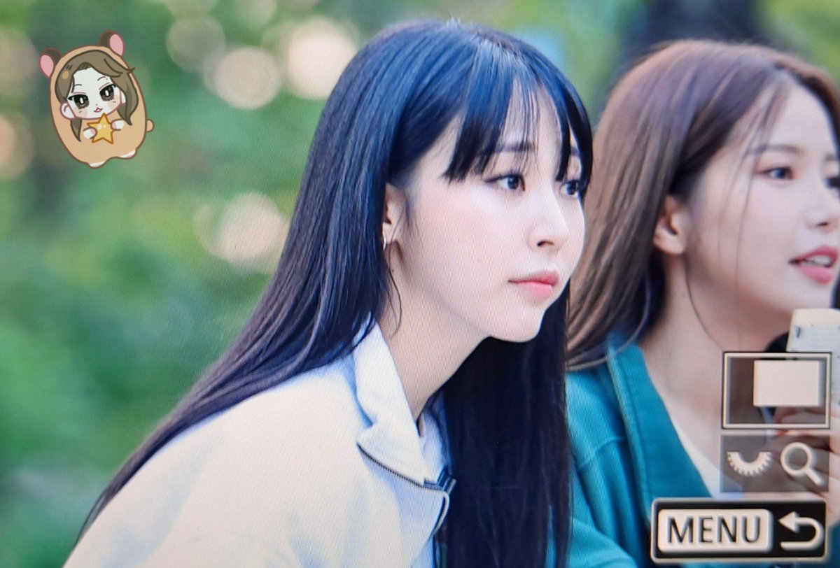 HAMSTAR_1222's tweet photo. 221022 미니팬미팅 프리뷰 1

#마마무 #문별 #MAMAMOO #MOONBYUL https://t.co/ROHcprTH7D