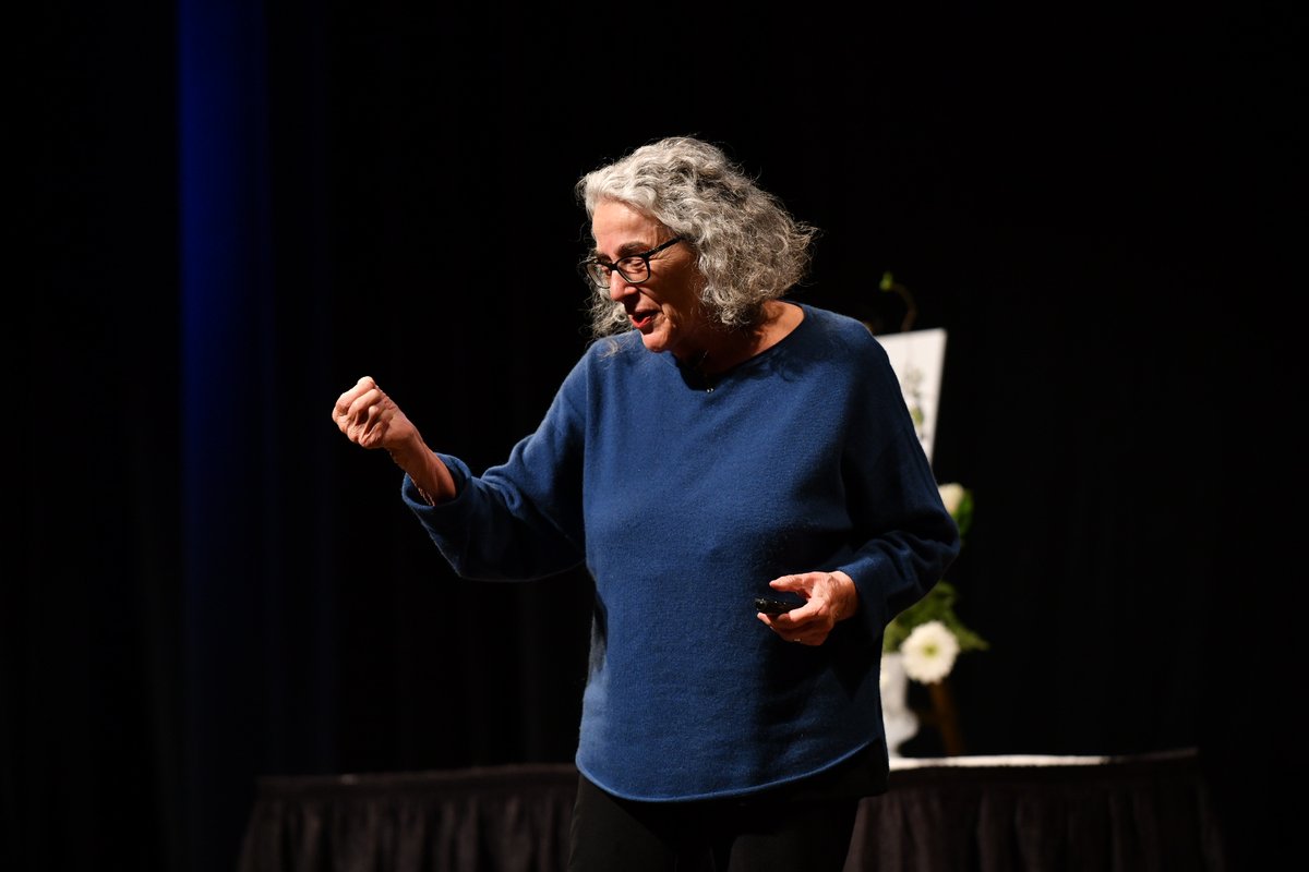 Day 2 of #TRLConf2022 ended with words of wisdom from Dr. Anita Archer. “It is the quality of our teaching that leads to learning.” 💙
We laughed, we cried and ended today feeling inspired to continue our mission. We can do this together. 👊