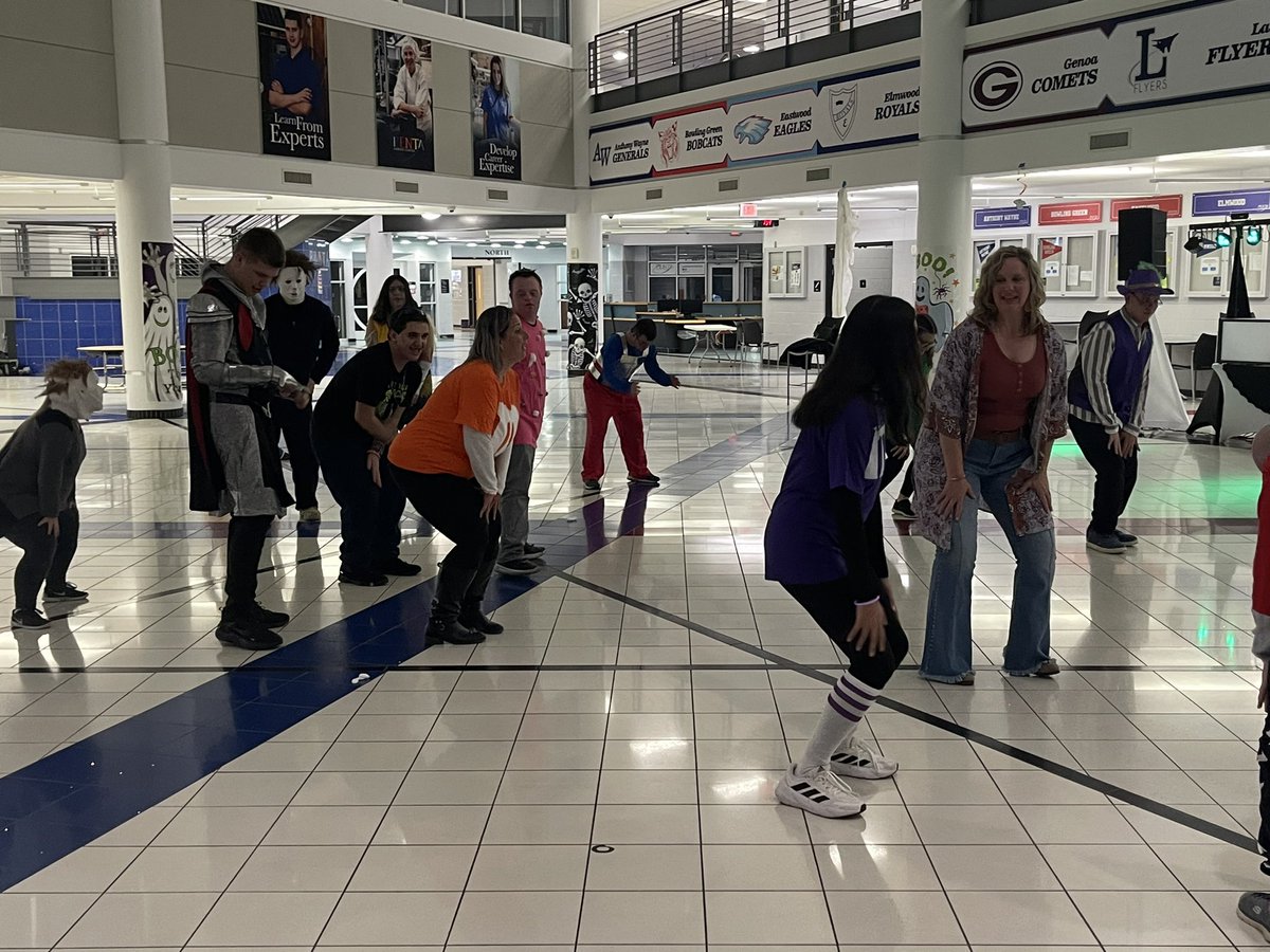ryanmyers24's tweet photo. Having a blast at the Job Training and TIES Halloween Dance! The costumes are great! https://t.co/KMiSeopCY2