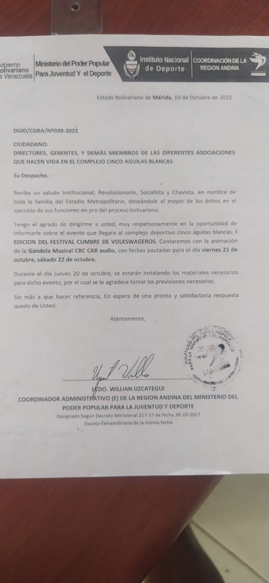 jevolis's tweet image. Cómo es posible que le den prioridad a un evento, dónde lo principal es la bebedera de caña y cierren todo un complejo deportivo solo por ese eventoDejando sin poder entrenar a las disciplinas que hacen vida en el complejo. @ivanrive3 @ConAmorAMERIDA @araquejesus21