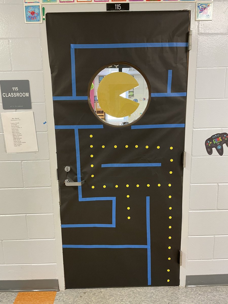 asullysheldon's tweet photo. Teachers at Lake Sybelia brought their A game for their students for Rock Your School 2022! https://t.co/08mNiokUNK