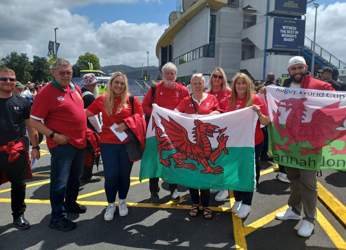 Big shout out to our #SeaOfRed 👏
Fantastic travelling support for the team and we are hoping a big Whangarei crowd will get behind Wales today 🙏
#HerStory #EiHanesHi