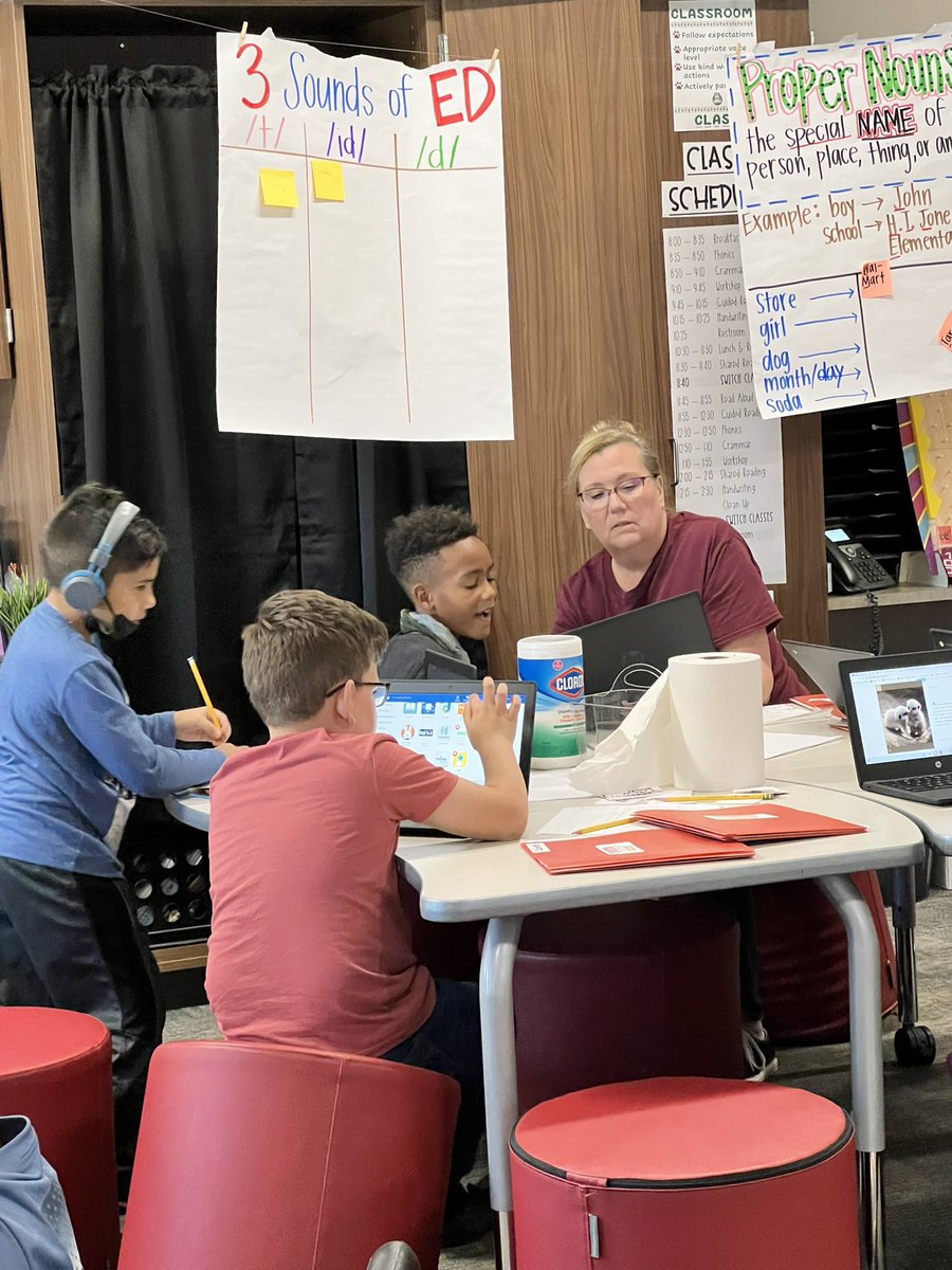 Mrs. Lebeck is a god-send. Small group writing is always a magical time in our classroom. I love seeing her in action. #CoTeaching #2Peas #WallerISDGreatness #JESchat
