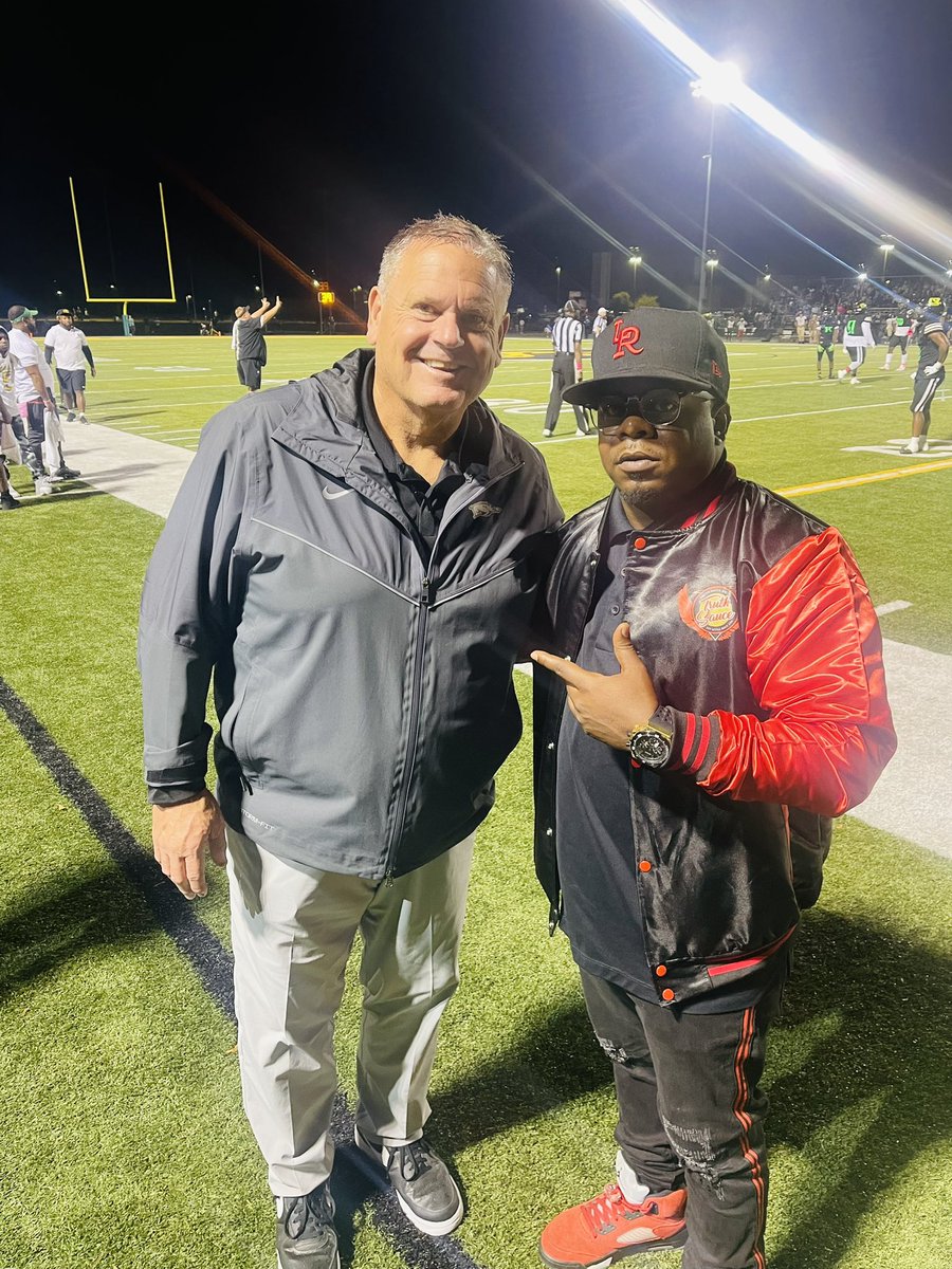 truthsauce2's tweet photo. Head Hog Sam Pitman X Truth Sauce = ARKANSAS 

#GoHogs
#TruthSauceMePlease @RazorbackFB @ArRecruitingGuy https://t.co/qspkWoeAup