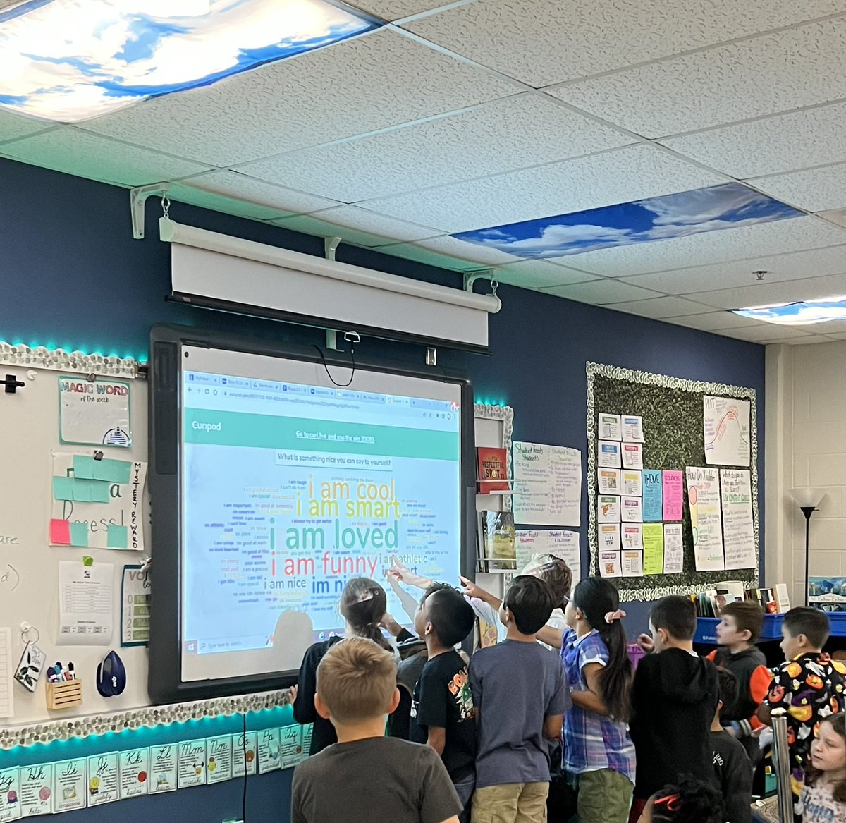 msrogus's tweet photo. My students loved getting to see all their positive affirmations they typed pop up on our word cloud! @NISDMireles #RootEdMireles https://t.co/S02LmhGTvF