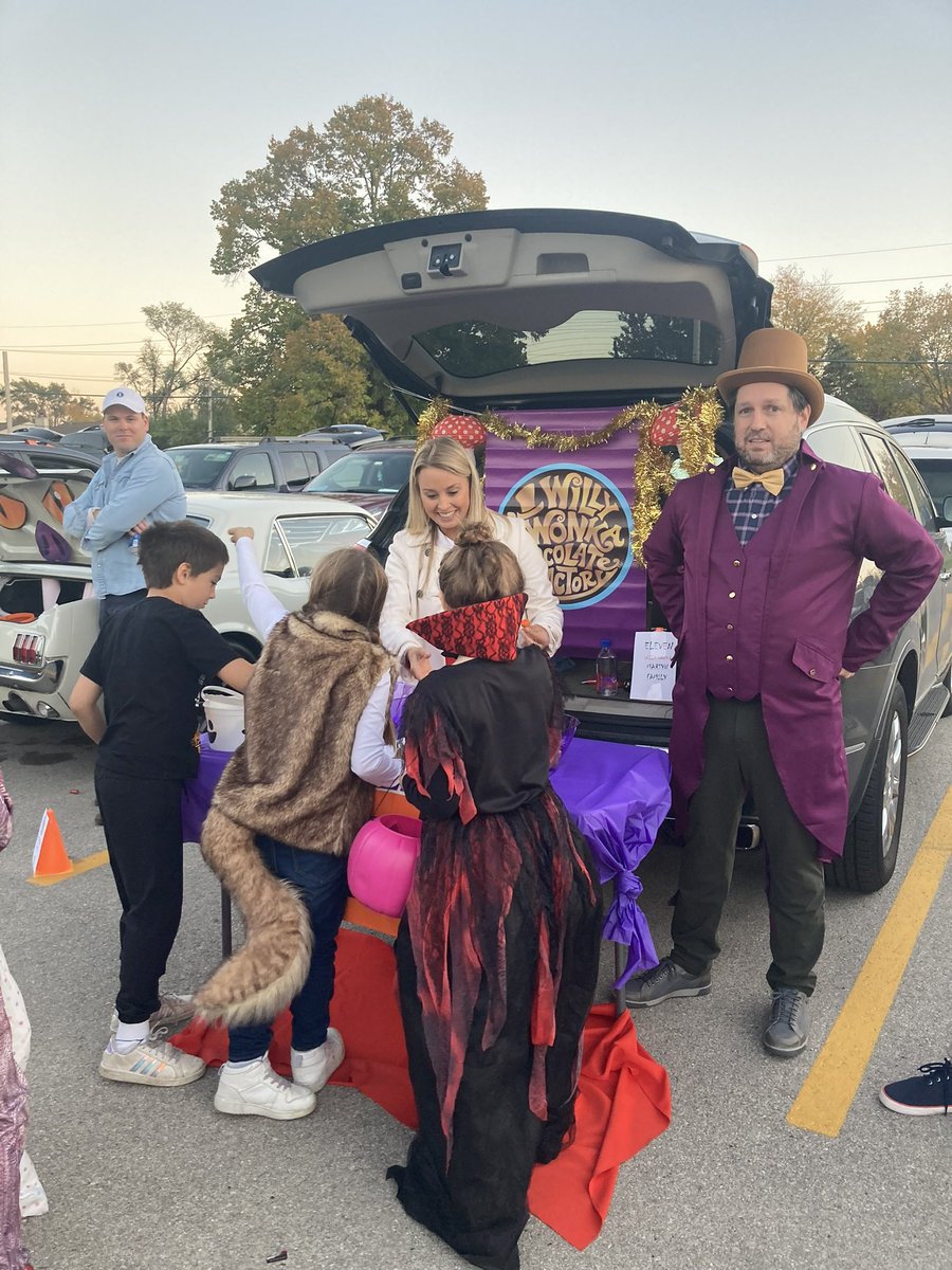 IndianTrail_PTA's tweet photo. The IT Trunk or Treat had a great turnout and perfect weather! Thanks to all who hosted a trunk! So much creativity! https://t.co/HEtQkejXWf