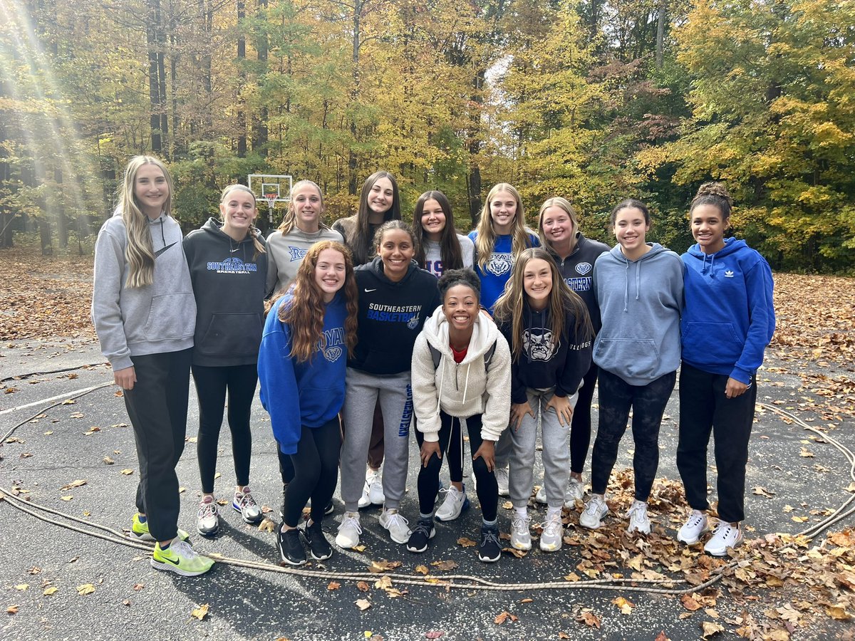 HSE Girls Basketball tweet media