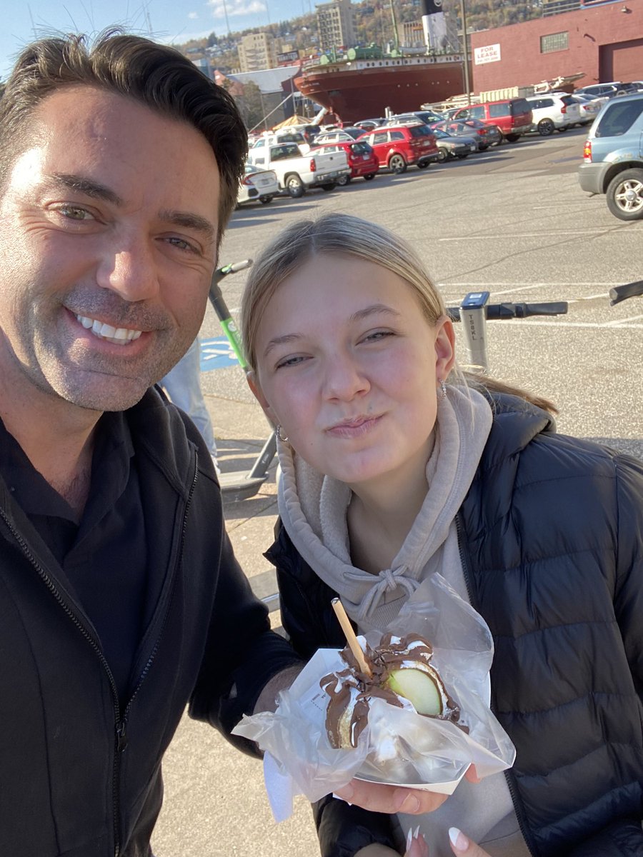 DanielFanning's tweet photo. Fun afternoon w/the kids in Canal Park, followed by date night with my beautiful wife. We enjoyed seeing @ticket2paradise. Canal Park and downtown Duluth have been bustling all day, tons of locals and tourists out enjoying Duluth on a beautiful day. #Duluth #MEAWeekend https://t.co/XE7usx62lY