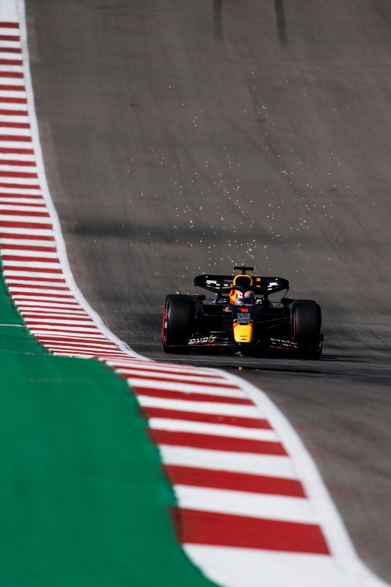 jameypricephoto's tweet photo. Vote to make *all* F1 sessions run later in the day. All in favor...retweet!

Enjoyed today a lot. Busy busy with Masters Historics and F1 sessions, but it was FUN. Let's run it back tomorrow!

#USGP #Maxverstappen33 #TeamLH #DanielRicciardo #Mclaren #LewisHamilton #F1 #Formula1 https://t.co/KN5wGWV1ZJ