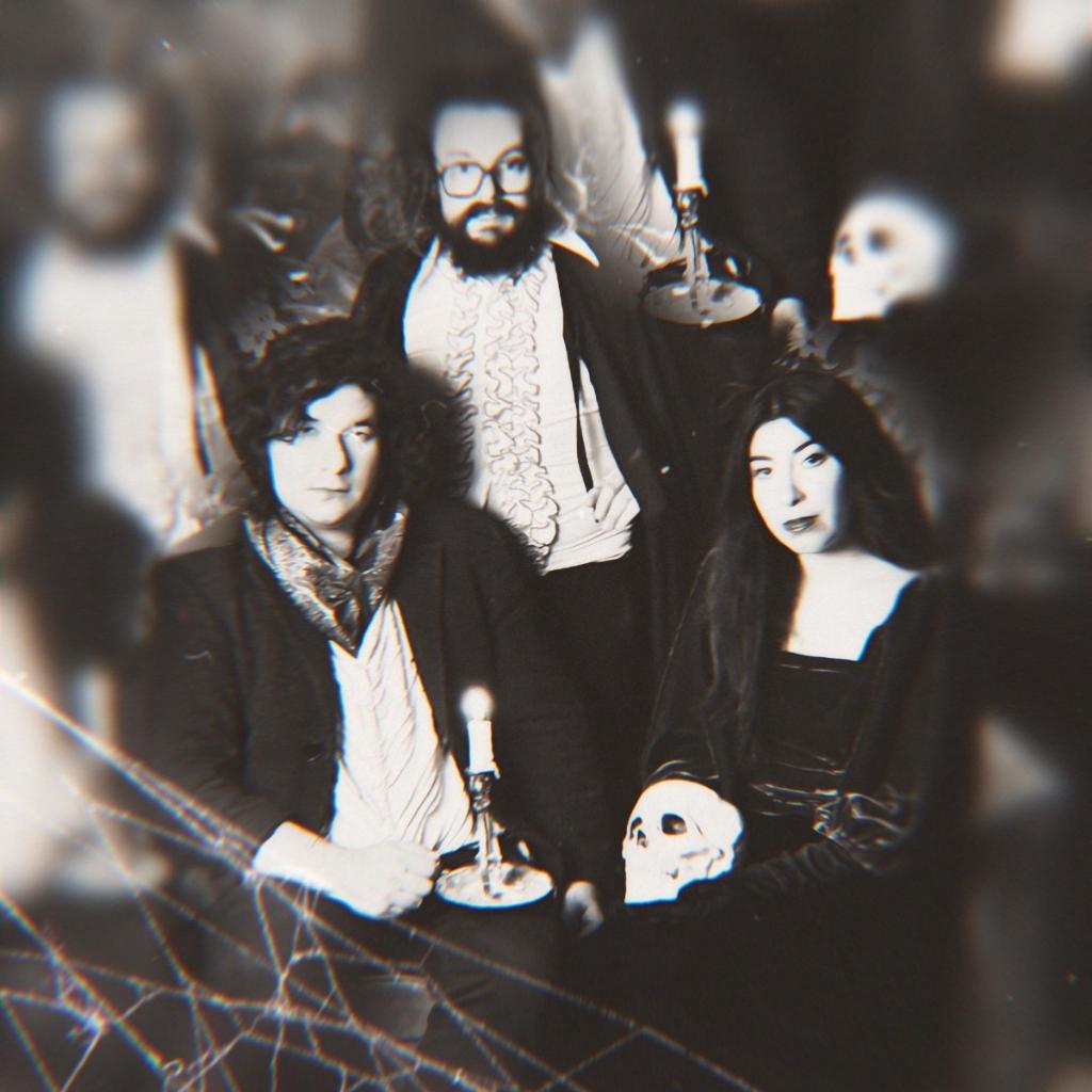 wamdingis's tweet photo. We’re so excited to announce the release of our brand new EP on Friday, Oct. 28!  We can’t wait to haunt you. 👻 #wamdingiseveryday #dontyouforgetit #newmusic #EPrelease #newmusicfriday https://t.co/HwcJkwTRce