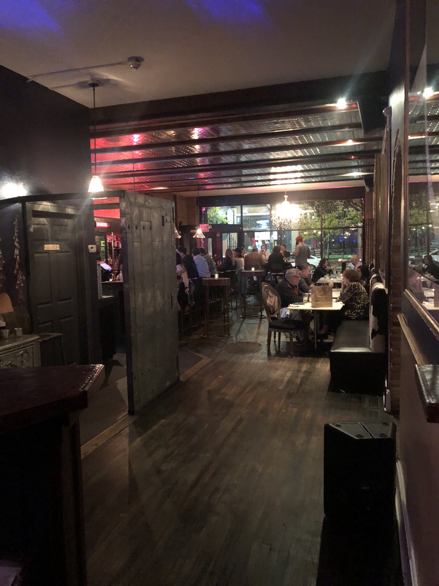 Tonight I’m DJing with my buddy Noah at Luxe in Detroit Shoreway 9-1am you can come out for free! See ya!