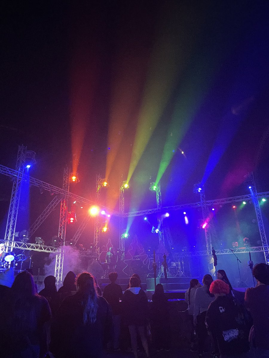 jizzyboyy's tweet photo. 🌈 
 #pride #gaypride #lapride #lagay #sdgay #latwink #lahunk #gaypridela #loveislove #rainbow #LightTheNight #ravekid #ravetwink #raveforlife #plur https://t.co/3JAiXquQgT