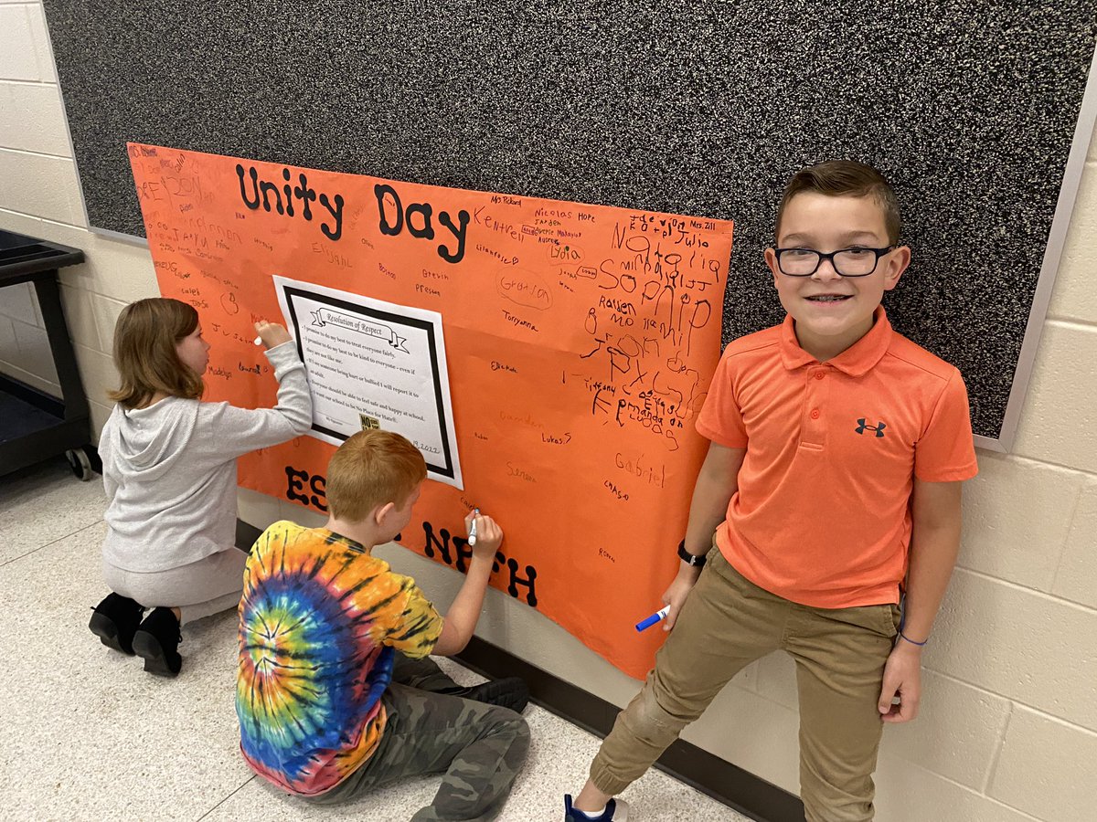 MsRea_ESE's tweet photo. This week we discussed and celebrated #UnityDay, got a special visit from third grade’s multiplication flower shop project, and had Friendship Friday by writing classmates a personal note about what makes them a great friend! #eseSOAR #NoPlaceForHate #UnityDay https://t.co/0LcluDOvpb