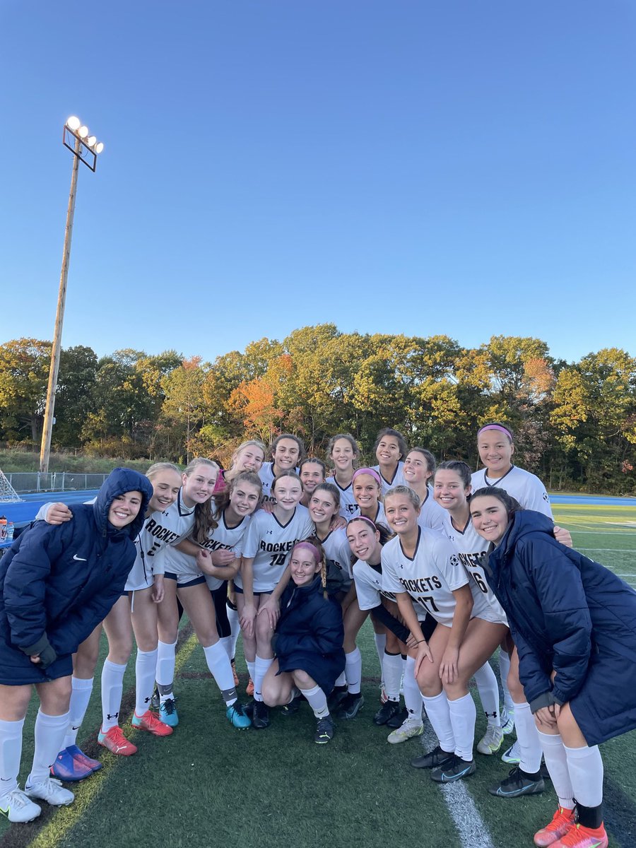 nhs_gvs's tweet photo. Hey everyone! Come out and support the girls tomorrow for pink night at memorial. Kickoff is 6PM!! Hope to see you all!!! https://t.co/iYjucZq2mD