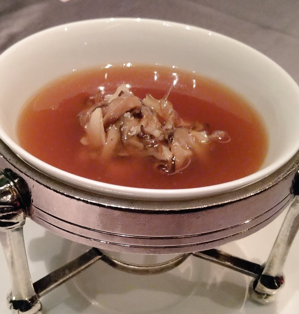 BarMaiTaiSor's tweet photo. 中華料理
華やかな前菜
#中華料理
#フカヒレとキノコのスープ
#Bar
#BarMaiTai
#バーマイタイ
#美味しいカクテル
#美味しいフルーツ
#愛媛県
#松山市
#ロープウェイ街
#霧の森大福さんの南向かい https://t.co/tgYufDwRE4