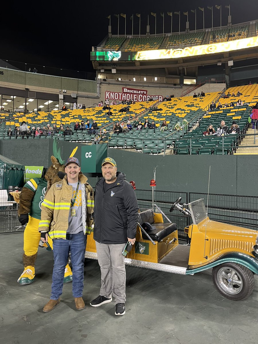 ChrisScheetz's tweet photo. My Son @carchy4 a member of @EdmontonFire is on the @GoElks Fire Truck for my last game. Serious Proud Dad Moment #imnotcrying https://t.co/TkqejIqfBS