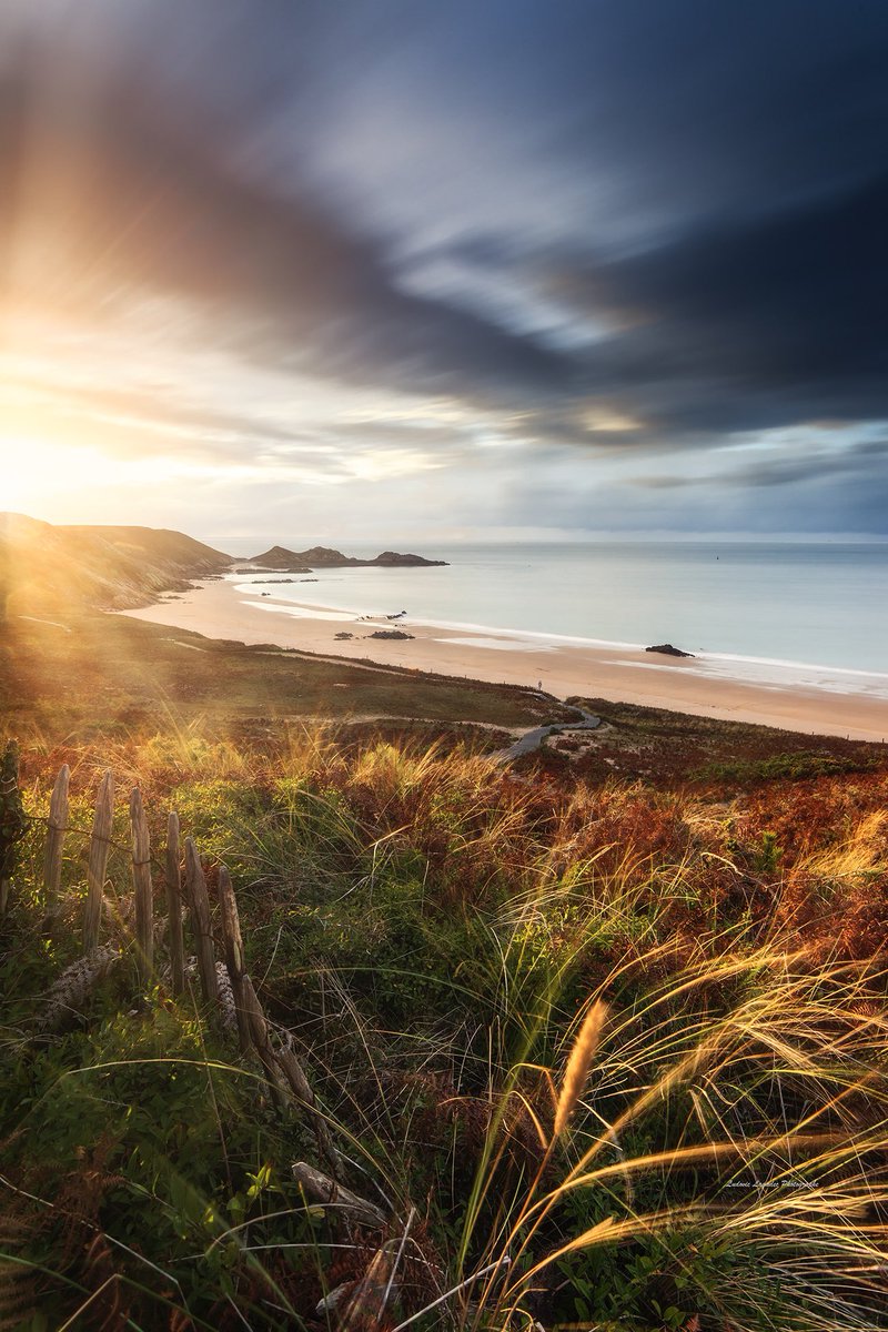 eo ma anv lulu (@ludoviclagadec) on Twitter photo Coucher de soleil Automnale au Cap d’Erquy dans les Côtes d’Armor lors d’une sortie photo avec <a href="/Adilemoigne/">Le Moigne Adrien</a> samedi dernier … j’aime trop cet endroit en cette période de l’année Coucher de soleil Automnale au Cap d’Erquy dans les Côtes d’Armor lors d’une sortie photo avec <a href="/Adilemoigne/">Le Moigne Adrien</a> samedi dernier … j’aime trop cet endroit en cette période de l’année