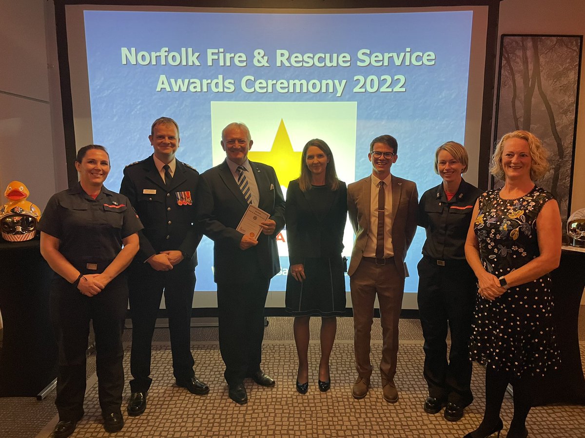 johnrosslinden's tweet photo. An amazing experience and a privilege to host the Norfolk Fire and Rescue service 2022 awards evening with some very special people including @GrahamcoleAct Thank you to all the people that supported us and attended.  😊 https://t.co/jvFuQXyxLb
