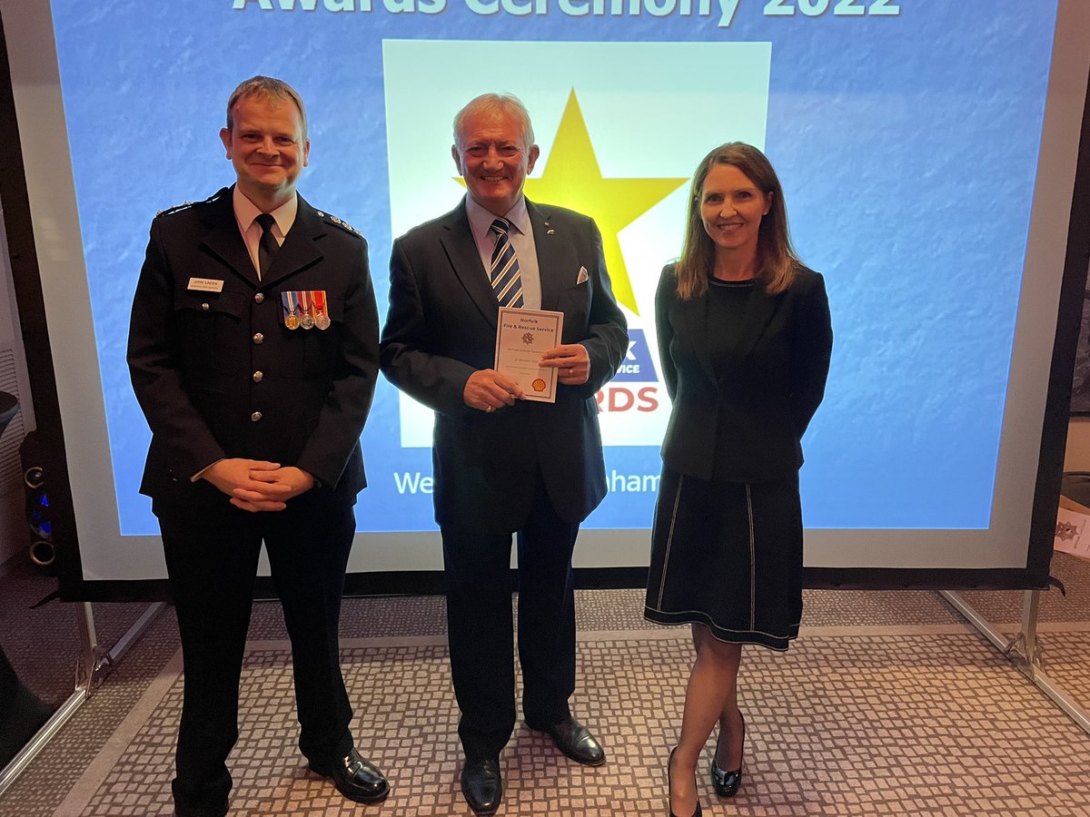 johnrosslinden's tweet photo. An amazing experience and a privilege to host the Norfolk Fire and Rescue service 2022 awards evening with some very special people including @GrahamcoleAct Thank you to all the people that supported us and attended.  😊 https://t.co/jvFuQXyxLb