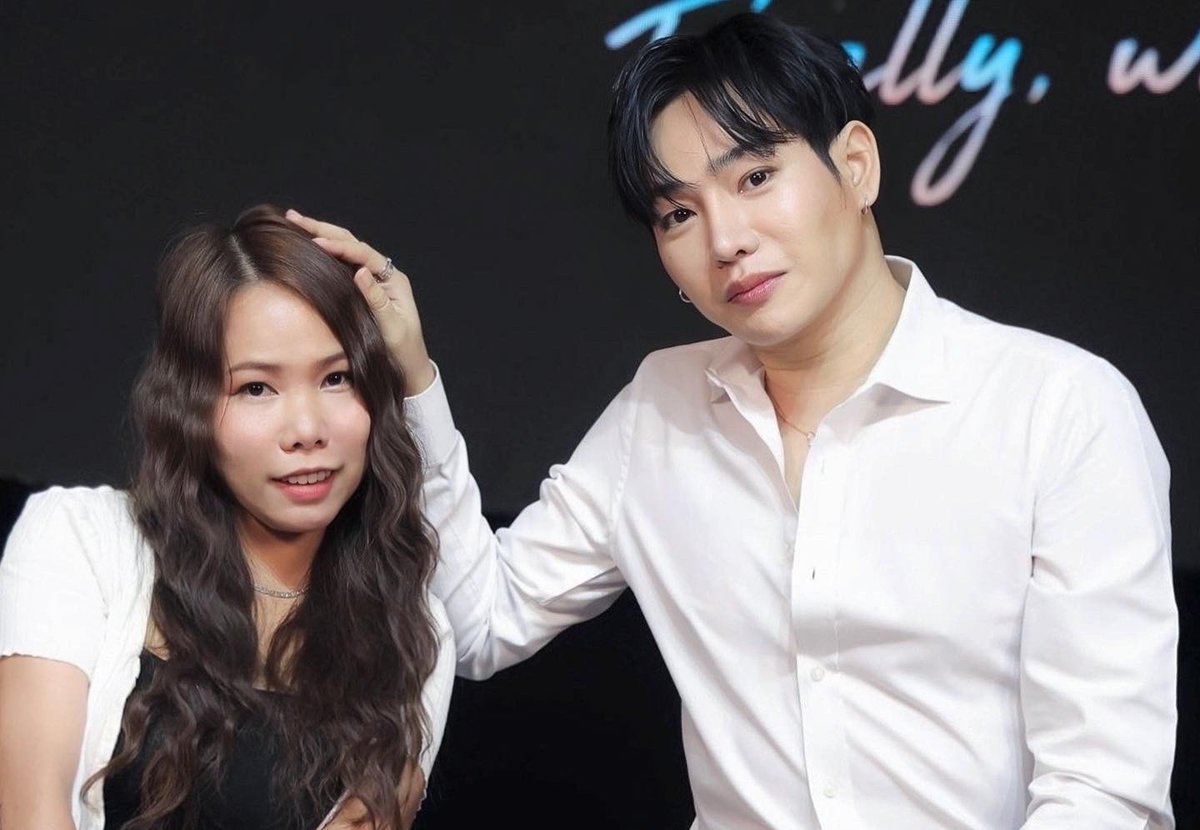 waraxpeck's tweet photo. มีตรอบแรก วันแรก เฮียหล่อมากๆ ใจเต้นแทบระเบิดออกมาเลย 🫠 
#เป๊กผลิตโชค #PeckPaLitChoke 
#TheBreathFanmeet_Day1 
#TheBreathFanmeet https://t.co/FW811LuG3e