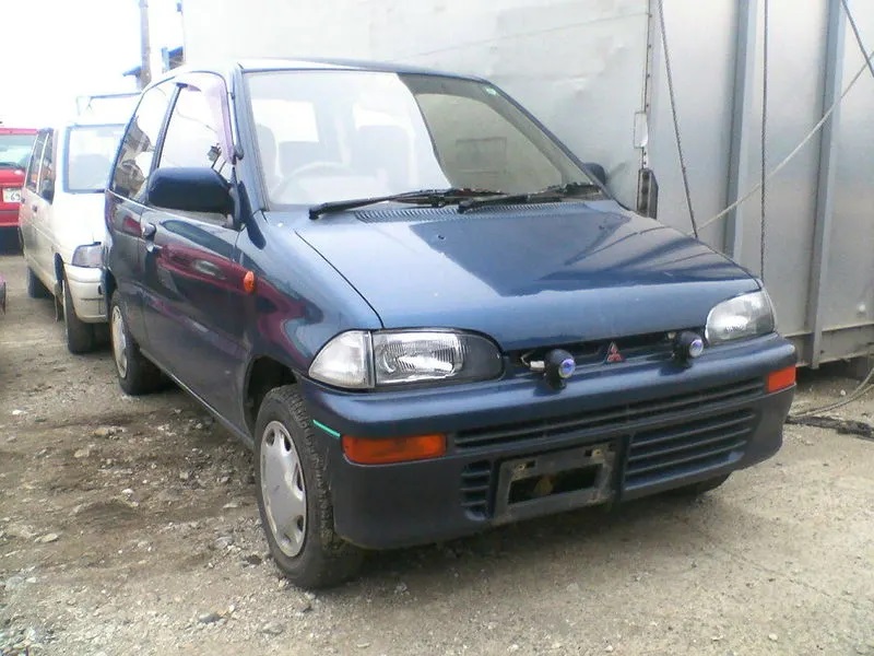 sorag_ty's tweet photo. 三菱ミニカ（H22A）1993年式
個人的には居住空間を重視した軽カーの先駆けだと思う。
＃ミニカ　＃H22A　＃軽自動車 https://t.co/3QJEtpPytU