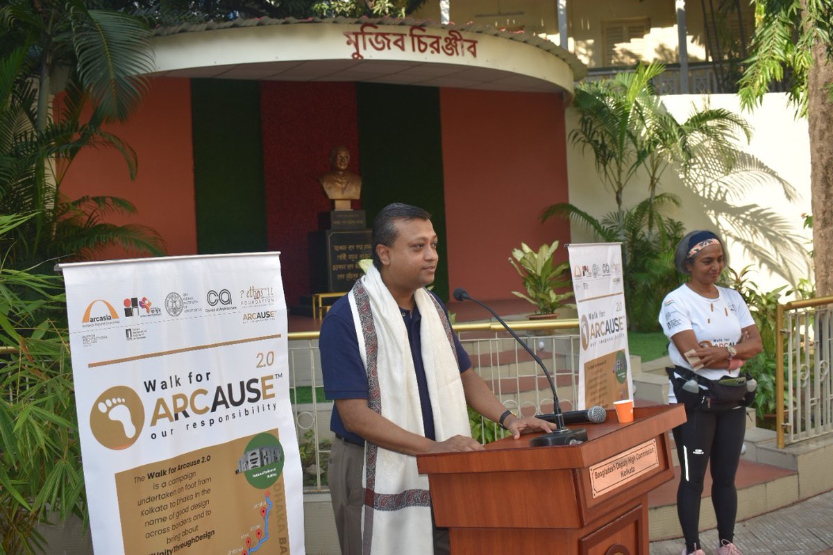 andalib_elias's tweet photo. Along with DG, Indian Coastal Security Police, flagged off today walk from 🇧🇩 Mission, Kolkata to National Parliament Building, Dhaka by Gita Balakrishnan, a prominent 🇮🇳 Architect, to raise awareness on role of architecture in changing lives, and strengthen friendship of 🇧🇩-🇮🇳 https://t.co/t03Qn6x51i