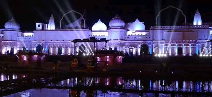 TheLoafer3's tweet photo. #JaiShreeRaam  #HappyDiwali 
अयोध्या के इस पावन धरती पर आप सभी सादर आमंत्रित हैं।।
#AyodhyaDeepotsav2022 #unemployment https://t.co/plnm7wQ3D9
