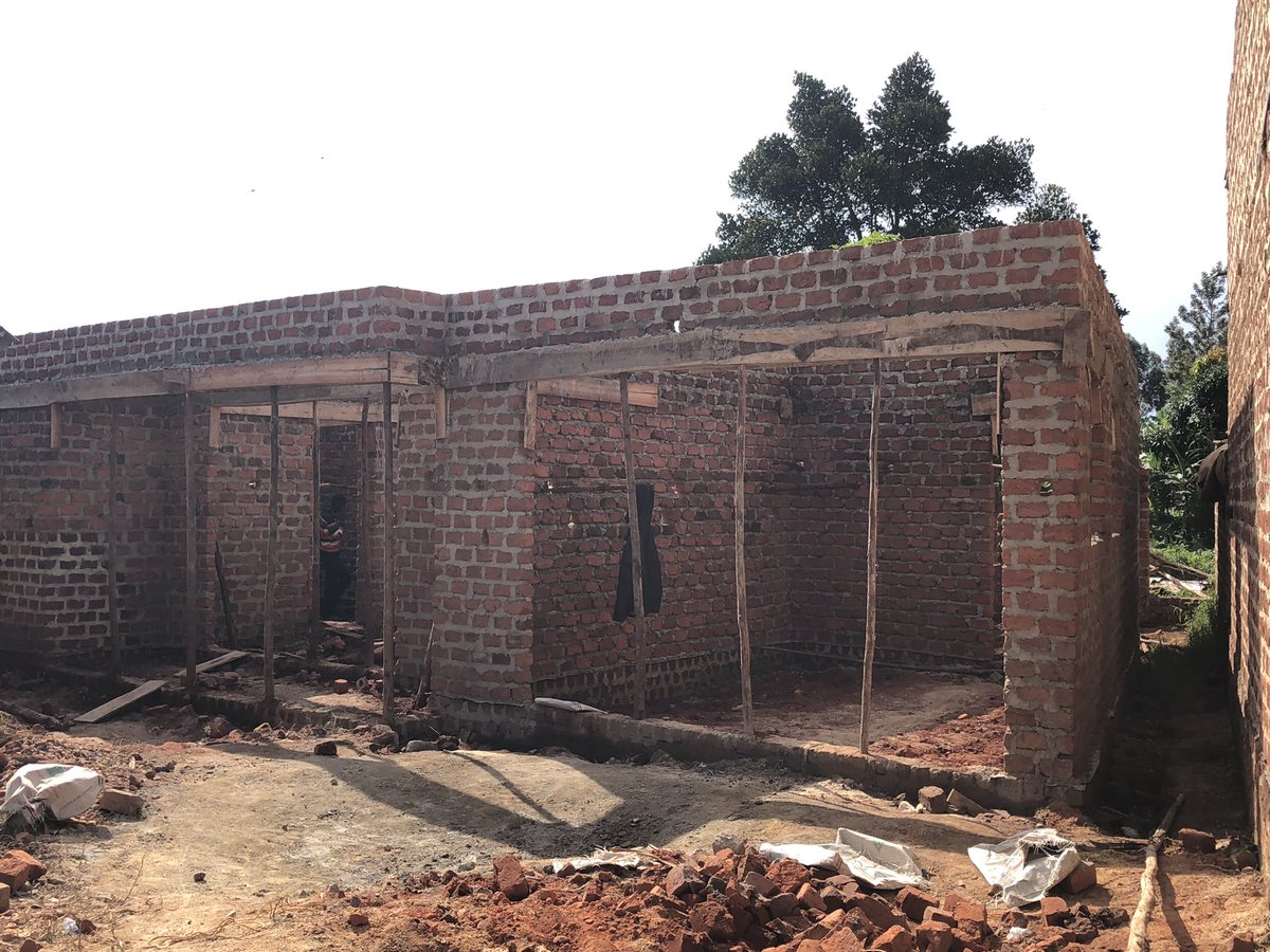 imrconstructltd's tweet image. How it started vs how it’s going . Contact us today on 0774589951/0701589950 to get your dream home done at a very low budget construction