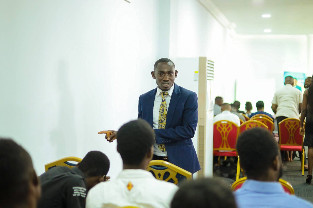 christassemblyw's tweet image. "You are God's expression, his representative on earth today and the eternal life given unto you is your present-hour possession, be sure to enjoy it to the fullest." - Pastor Julius 

#AmbassadorsOfChrist