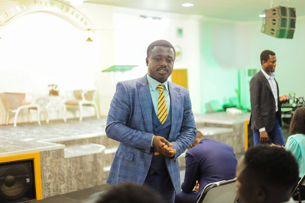 christassemblyw's tweet image. "You are God's expression, his representative on earth today and the eternal life given unto you is your present-hour possession, be sure to enjoy it to the fullest." - Pastor Julius 

#AmbassadorsOfChrist