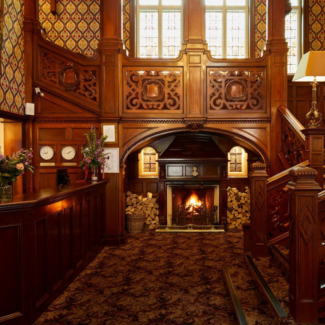 Where we will be spending our weekend... ⭐️☁️🌛

A staycation in Surrey with Frimley Hall

Book here: bit.ly/3MJDvfV

#MacdonaldHotelsAndResorts #FrimleyHall #MacdonaldFrrimleyHall #Surrey #Autumn #SeasonOfSenses #Staycation