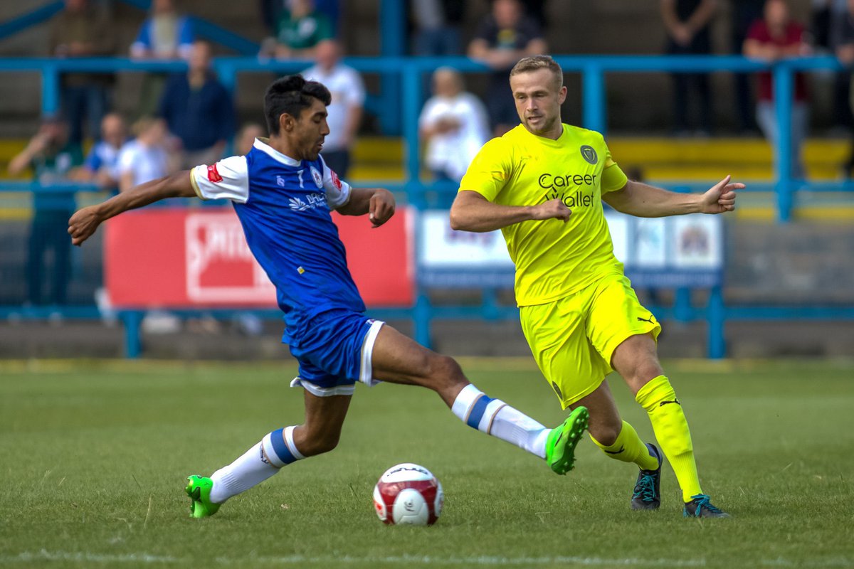 brownhill76's tweet photo. Game day 🙌⚽️ #SaturdayVibes #saturdays #pup #lancaster #fcutd @KyleBrownhill @PhotosbyPhilD 📸 https://t.co/gaK5Prp7C3