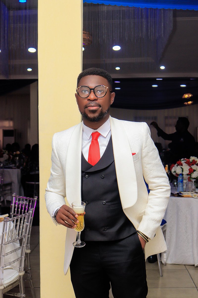 ChumaNnoli's tweet photo. Happy birthday to me!

May God remain my Guide
Through this earthly Ride
Lead me on every Stride
And bless me with good things - enough to make me Satisfied. https://t.co/yFYxcPqY0O