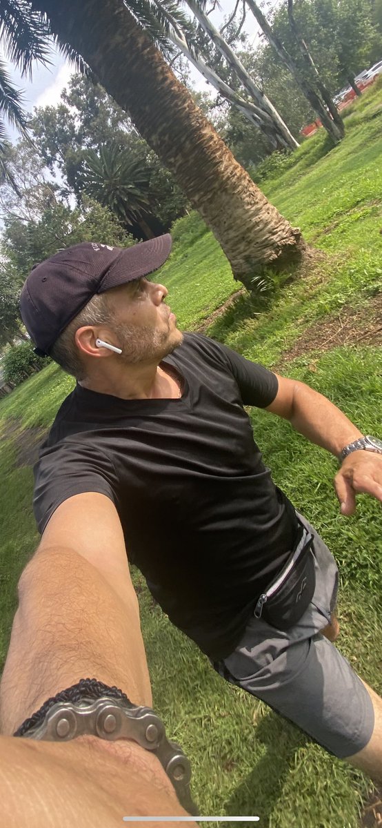 rostroangel's tweet photo. #amocorrer #corriendopormivida #culturadeportiva #deporteescultura #running #runnerman https://t.co/cCleyXjfNa