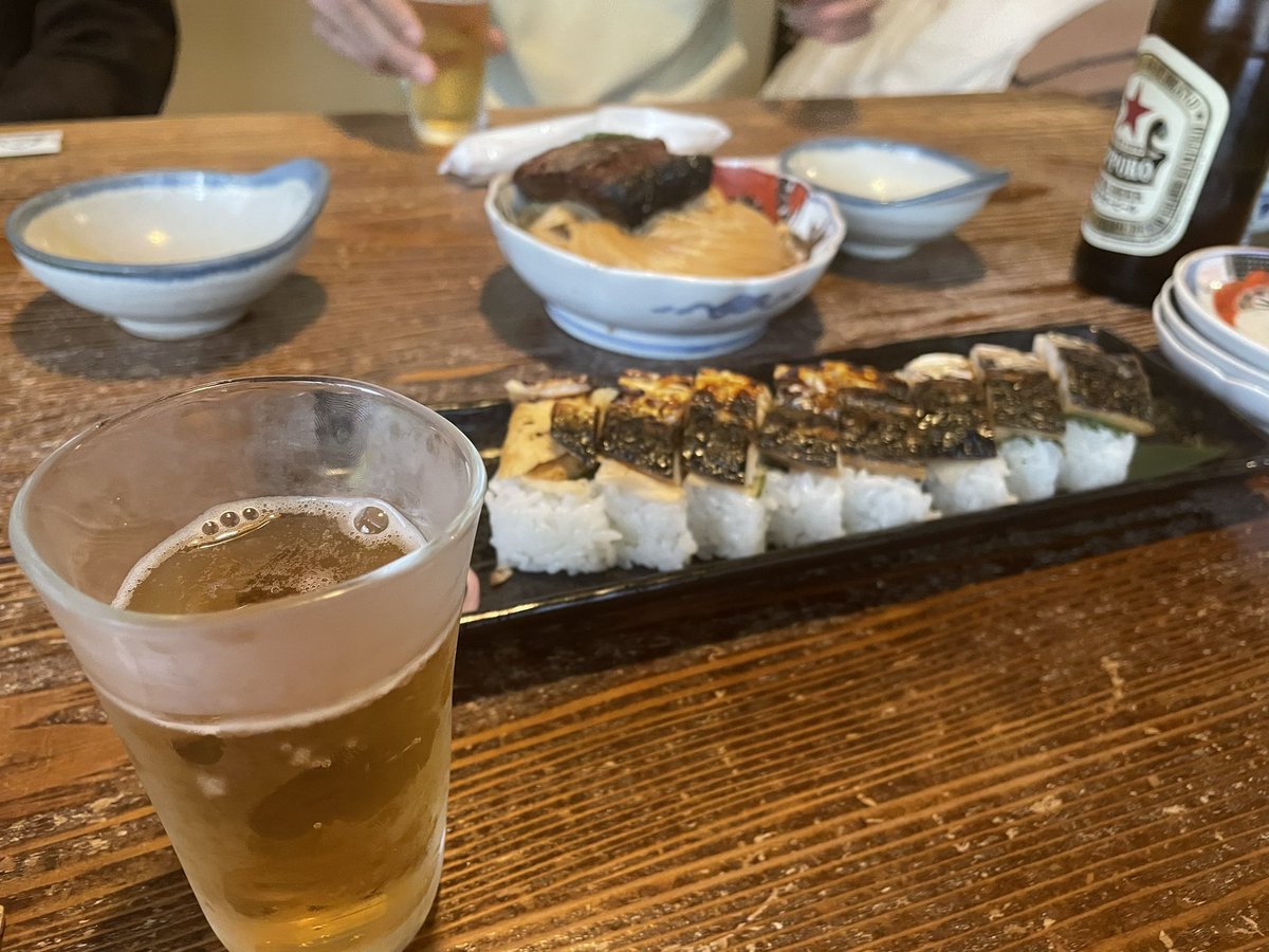 jin_comma1990's tweet photo. 長浜観光！
焼鯖寿司👊🏻 https://t.co/vcO5Bg8JDB