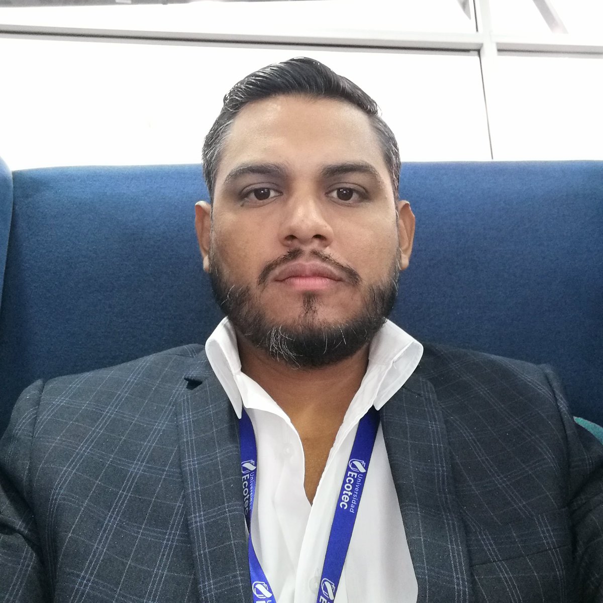 ToalaRoblesHugo's tweet photo. #NewProfilePic https://t.co/DMyegFdXDw