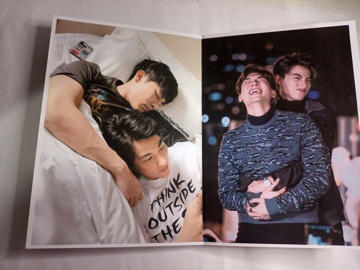 MagicPaper_'s tweet photo. Photobook disponível a pronta entrega de $65.00 por $50.00 

🌼 acompanha photocards de brinde + pôster. 

Frete grátis para qualquer lugar do Brasil.
 Envio na segunda-feira. https://t.co/1pnYXt9Wzi