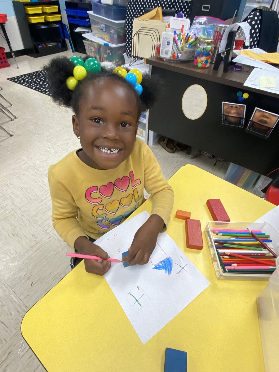 kindergarten tweet media