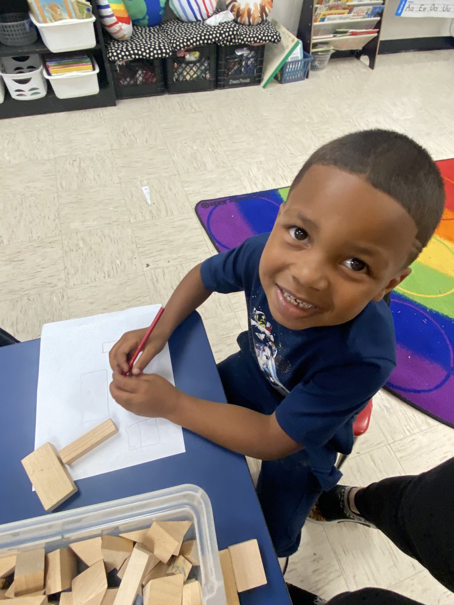 kindergarten tweet media