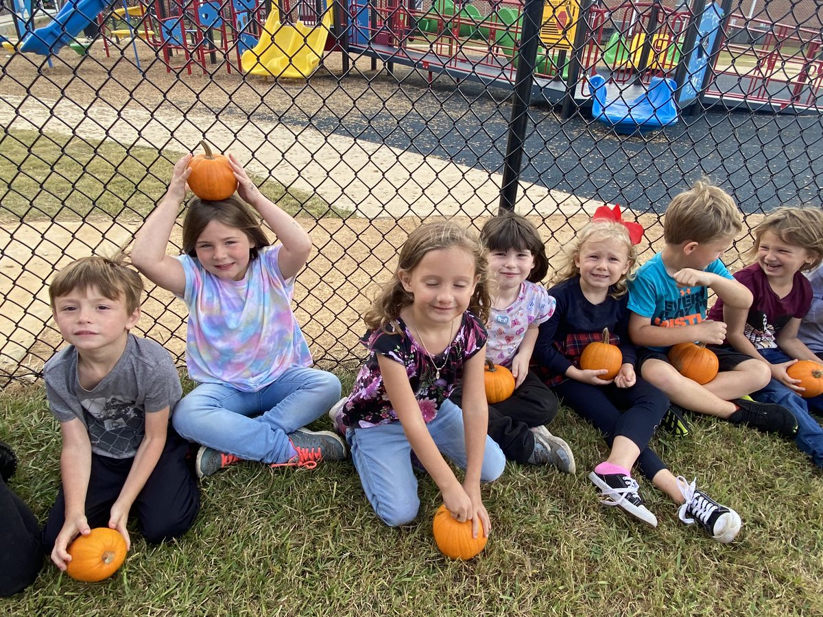 kindergarten tweet media