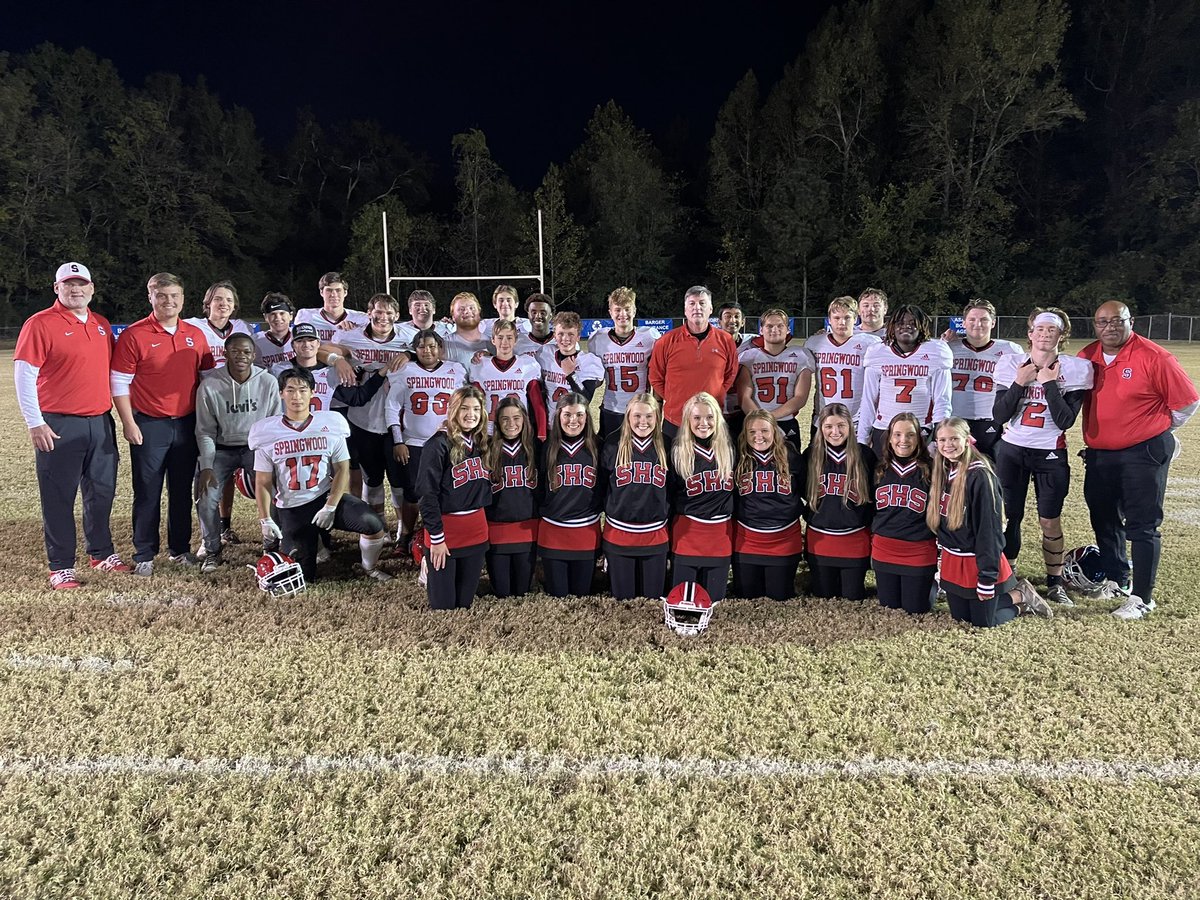 Burch15's tweet photo. Region Champions!! Love this bunch! 🐾🐾 https://t.co/4ZhUbphmnV