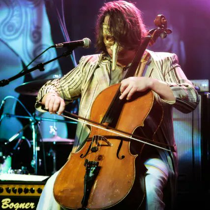 downtownpdxlive's tweet image. 🎶Join CELLOTRONIK @skipvon for a pre @SinfernoCabaret show this Sunday, October 23rd @DantesLive 

Ticket holders for this show will receive free admission to Sinferno, Portland's longest-running burlesque extravaganza. #pdx #pdxevents #downtownpdxlive danteslive.com/event/12583915…