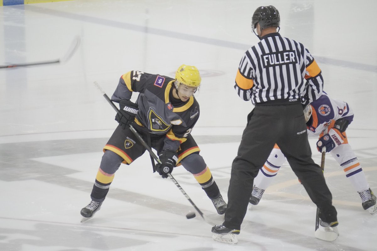 Wyo4News's tweet photo. #hockey 
Rock Springs Prospectors took on the Vernal Oilers tonight at Family Rec Center in Rock Springs.  
Exciting action on the ice tonight.  
🎿GO PROSPECTORS!!🎿
[Wyo4news Photos]
@RSprospectors https://t.co/1FeSFBEaqx