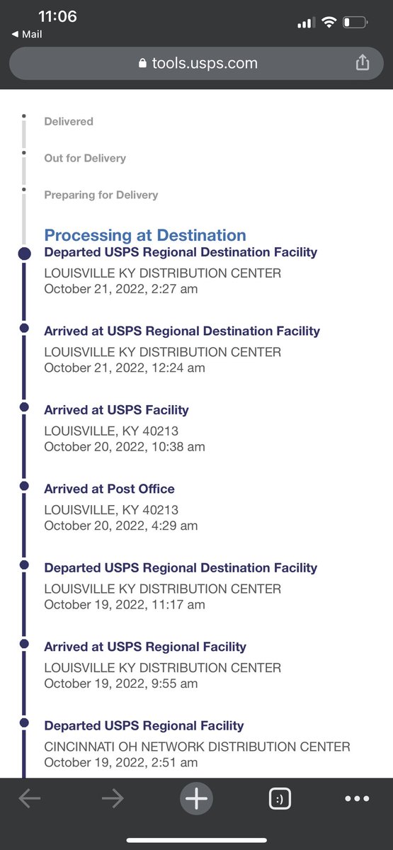 runsforbrunch's tweet photo. hey @usps?? what….what are y’all doing? https://t.co/S2TYKrgLCB
