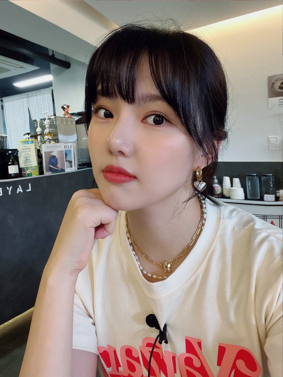 YERIN_OFFICIAL_'s tweet photo. [우리집 상전]

잠시 후 오후 1시 10분!
KBS WORLD 귀여움에서 빠져나올 수 없는🥰
예린이와 해피 함께 만나요🐶

#예린 #YERIN 
#우리집상전 https://t.co/eavHpkP9wv