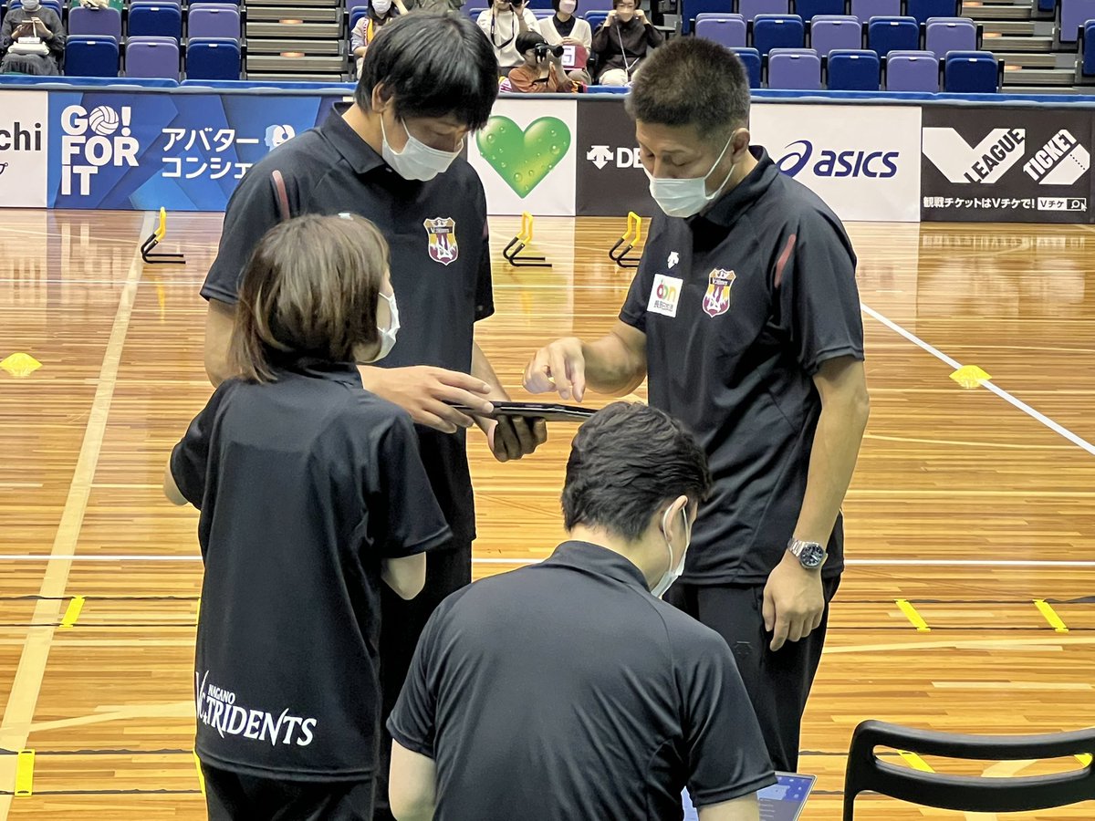 hanahana_020100's tweet photo. みんなは落ち着いてリラックスしてみえるけど、見てるこっちが緊張😅 https://t.co/bQynIGBeK9